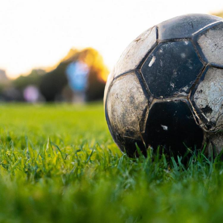 Kto wymyślił piłke nożną?