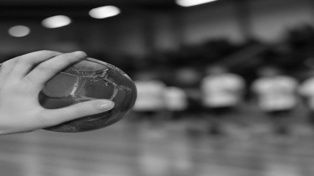 Ile kroków można zrobić w piłce ręcznej?